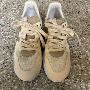 Hogan Cream Sneakers